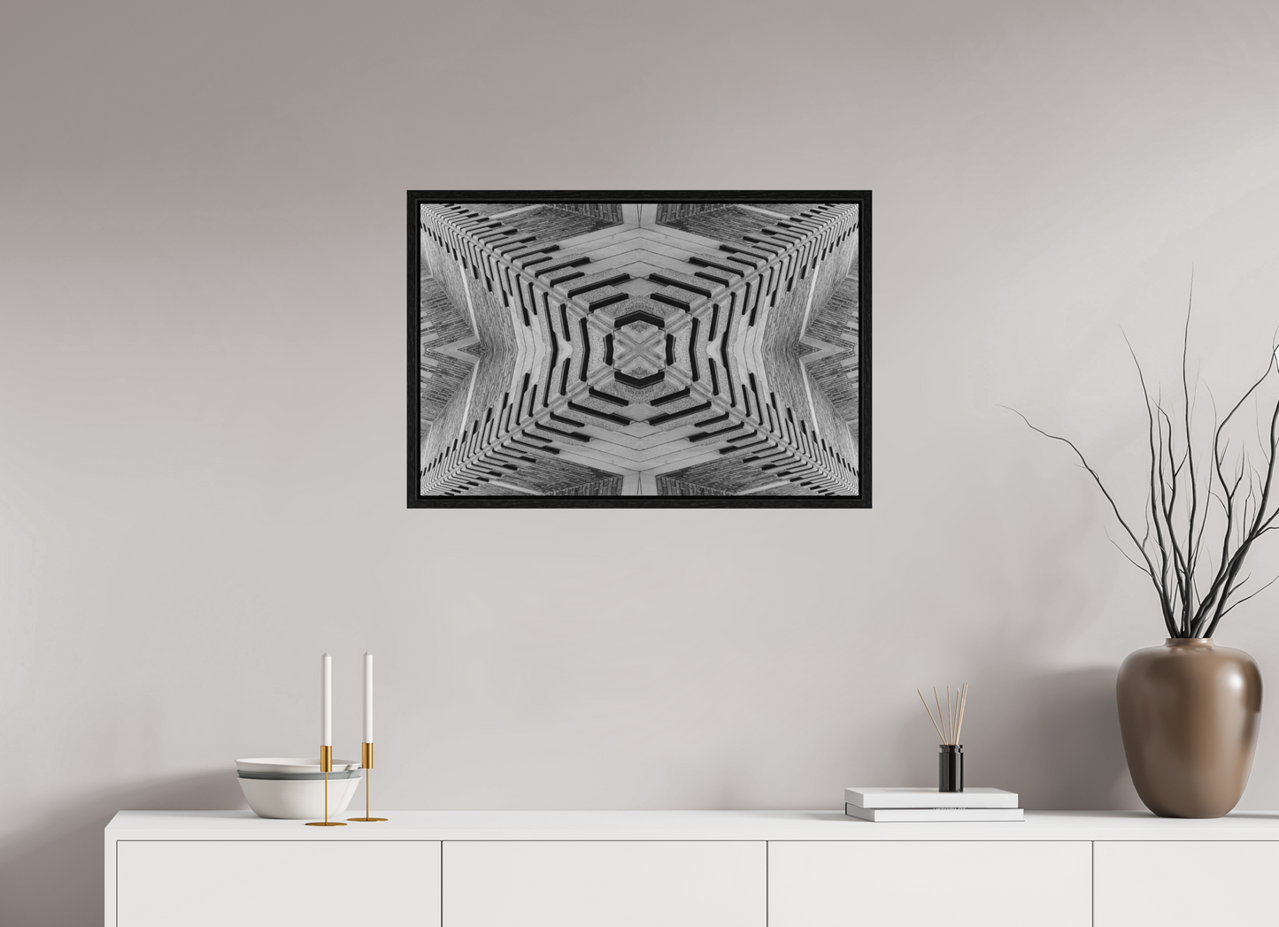 75 x 50 cm, Fine Art N&B en Caisse américaine Noire Symétrie Brutale – Tirage Fine Art noir et blanc