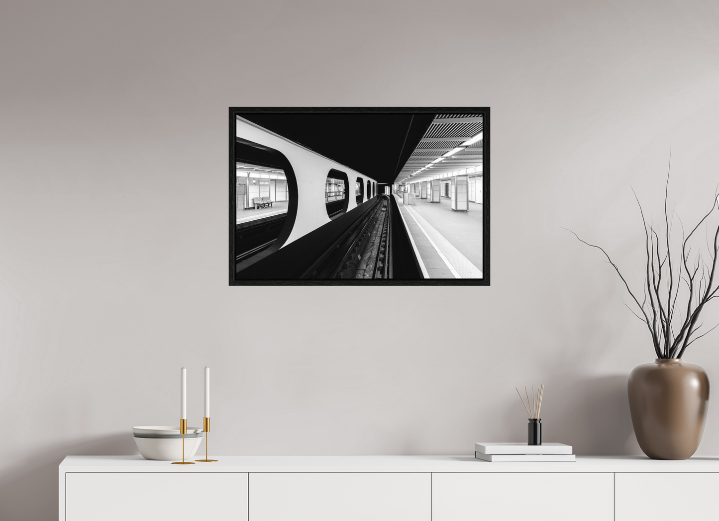 75 x 50 cm, Fine Art N&B en Caisse américaine Noire metro-minimaliste-noir-blanc-edition-limitee